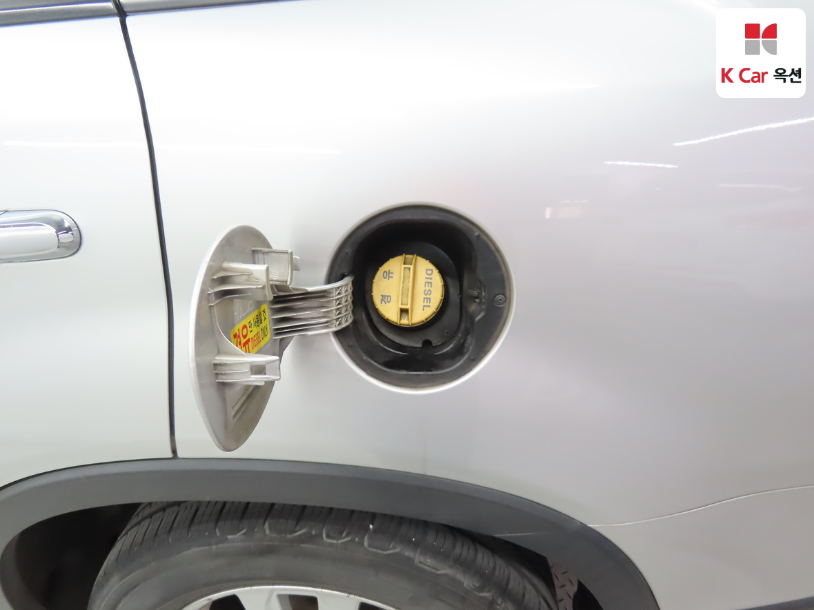 Kia Sorento 2010 - Image 25