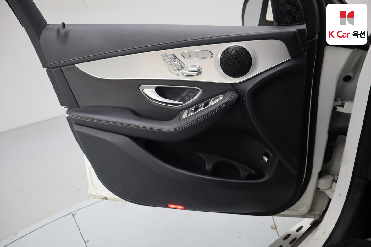 메르세데스-벤츠 GLC 2021 - 이미지 8