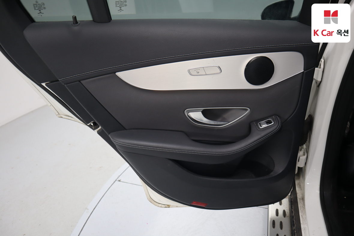 메르세데스-벤츠 GLC 2021 - 이미지 25