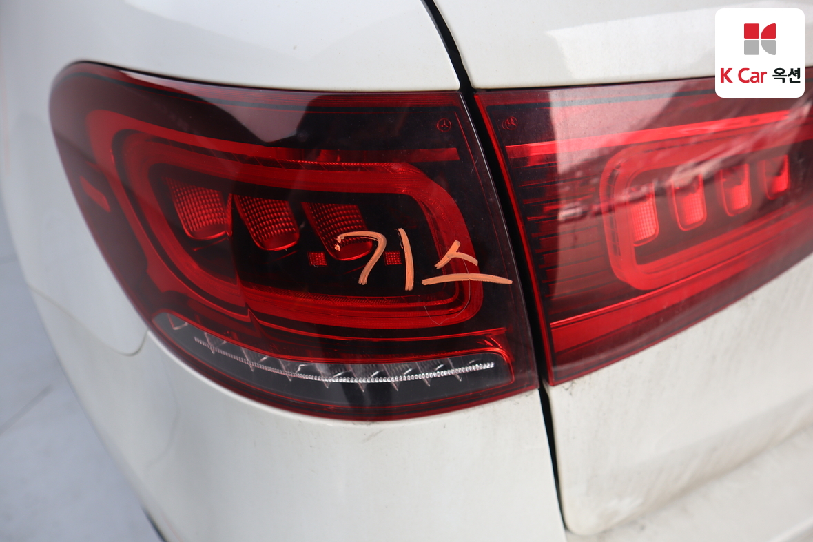 메르세데스-벤츠 GLC 2021 - 이미지 43