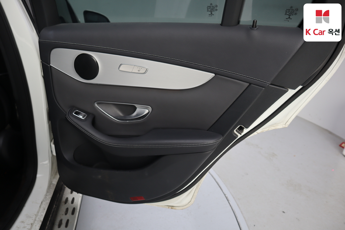 메르세데스-벤츠 GLC 2021 - 이미지 31