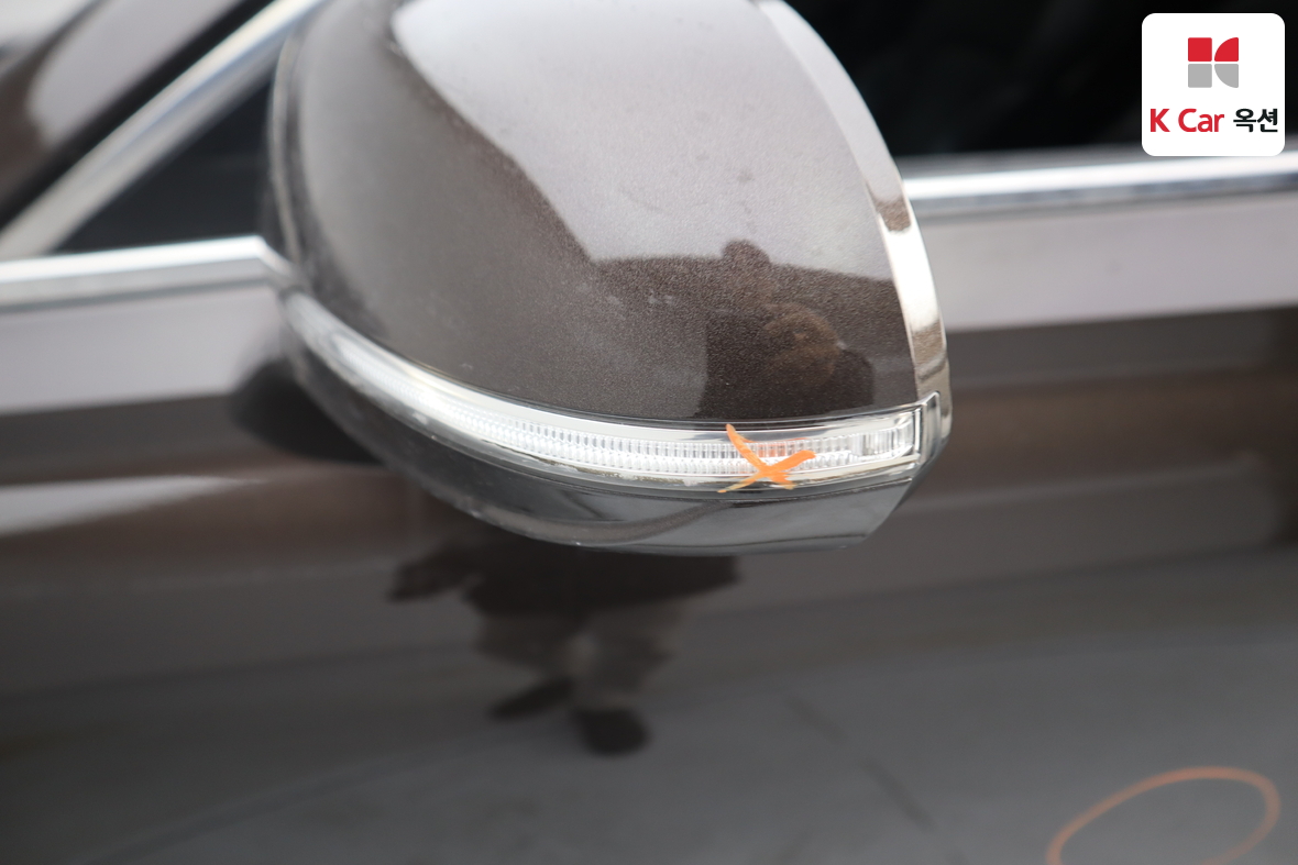 هيونداي جينيسيس EQ900 2017 - صورة 48