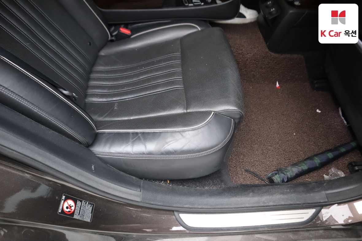 هيونداي جينيسيس EQ900 2017 - صورة 34