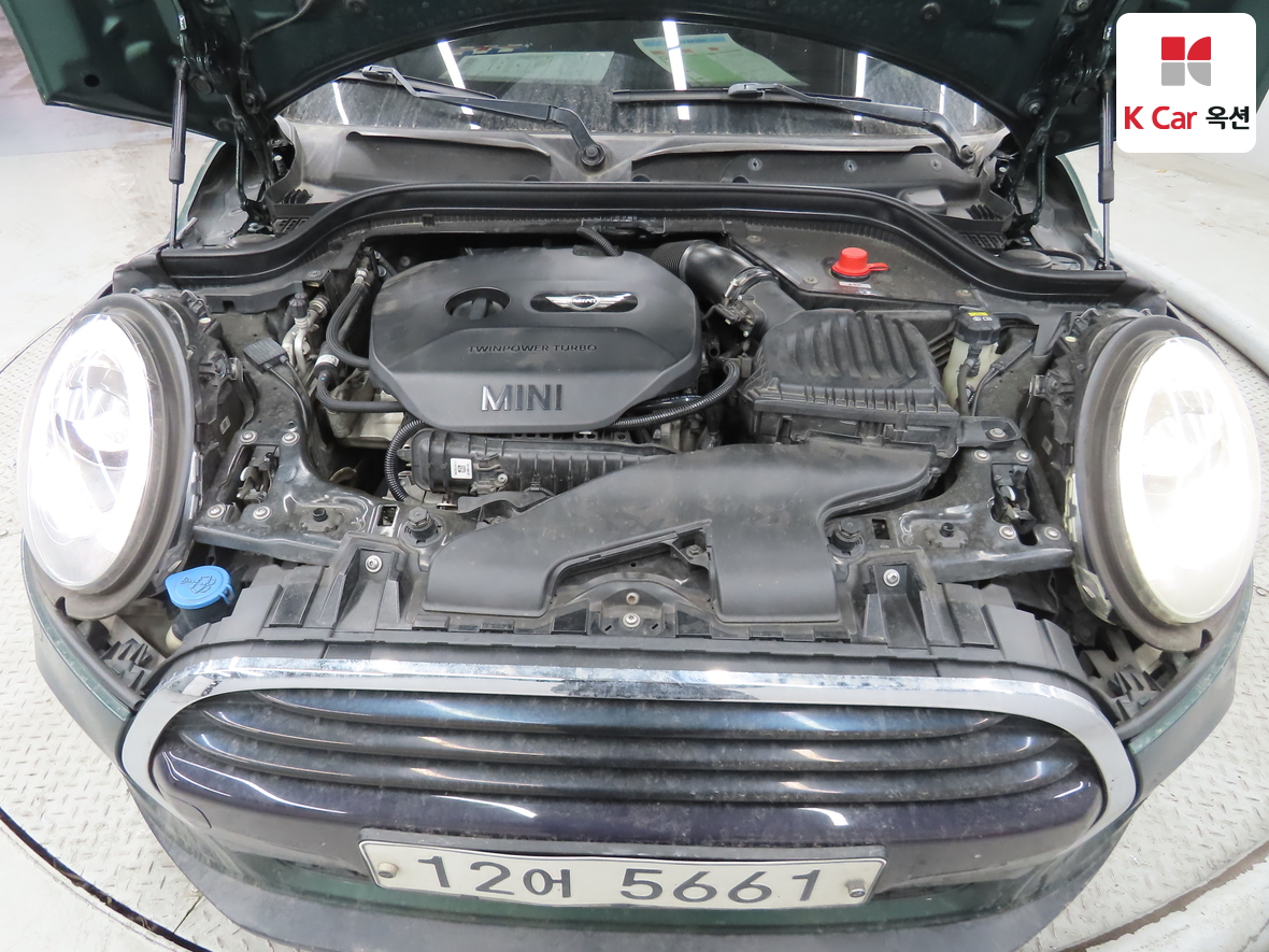 BMW MINI 2018 - Image 35