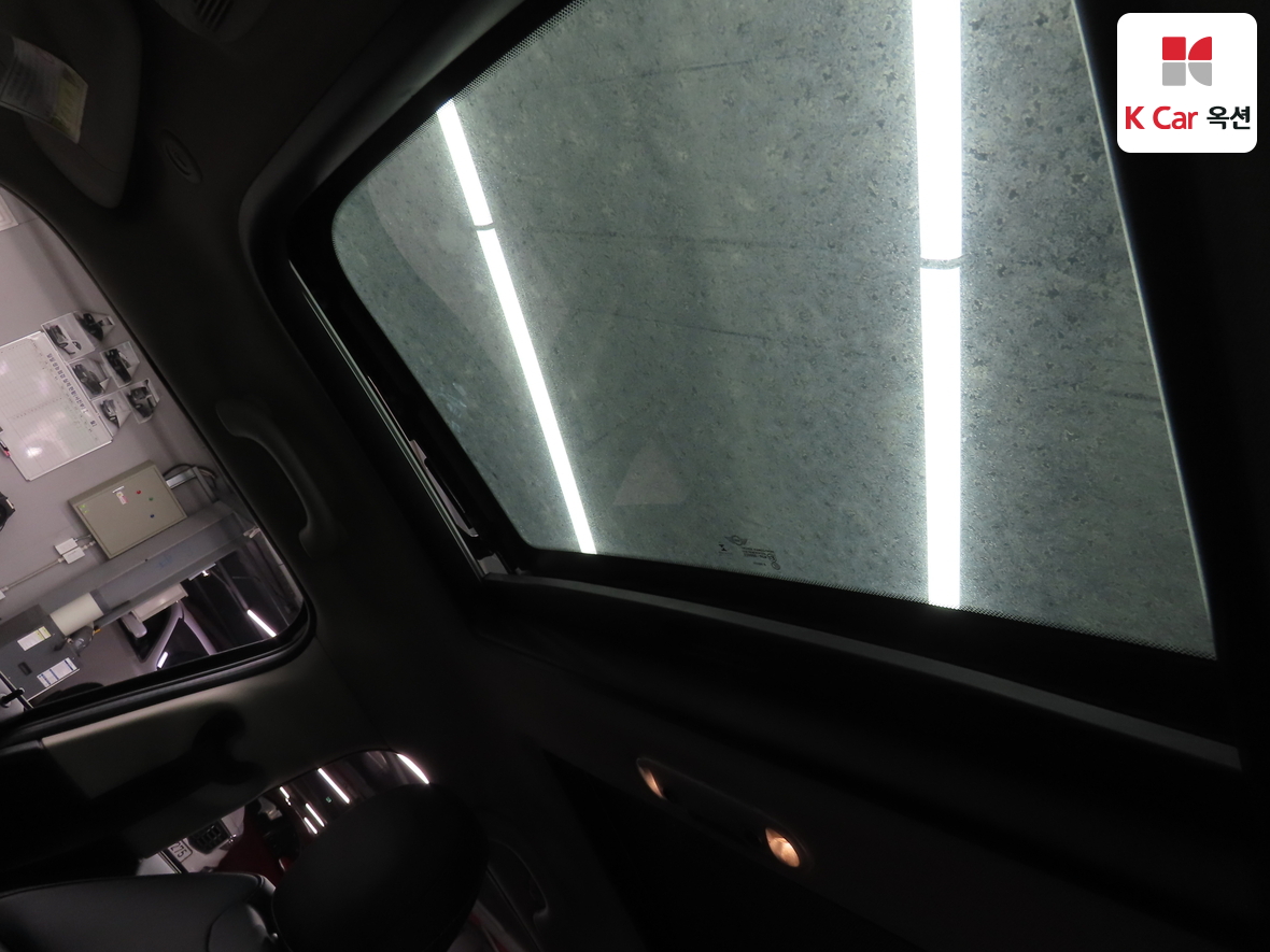 BMW MINI 2018 - Image 21