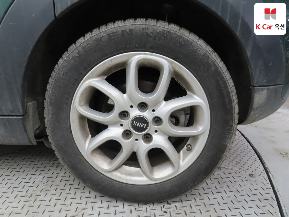 BMW MINI 2018 - Image 43