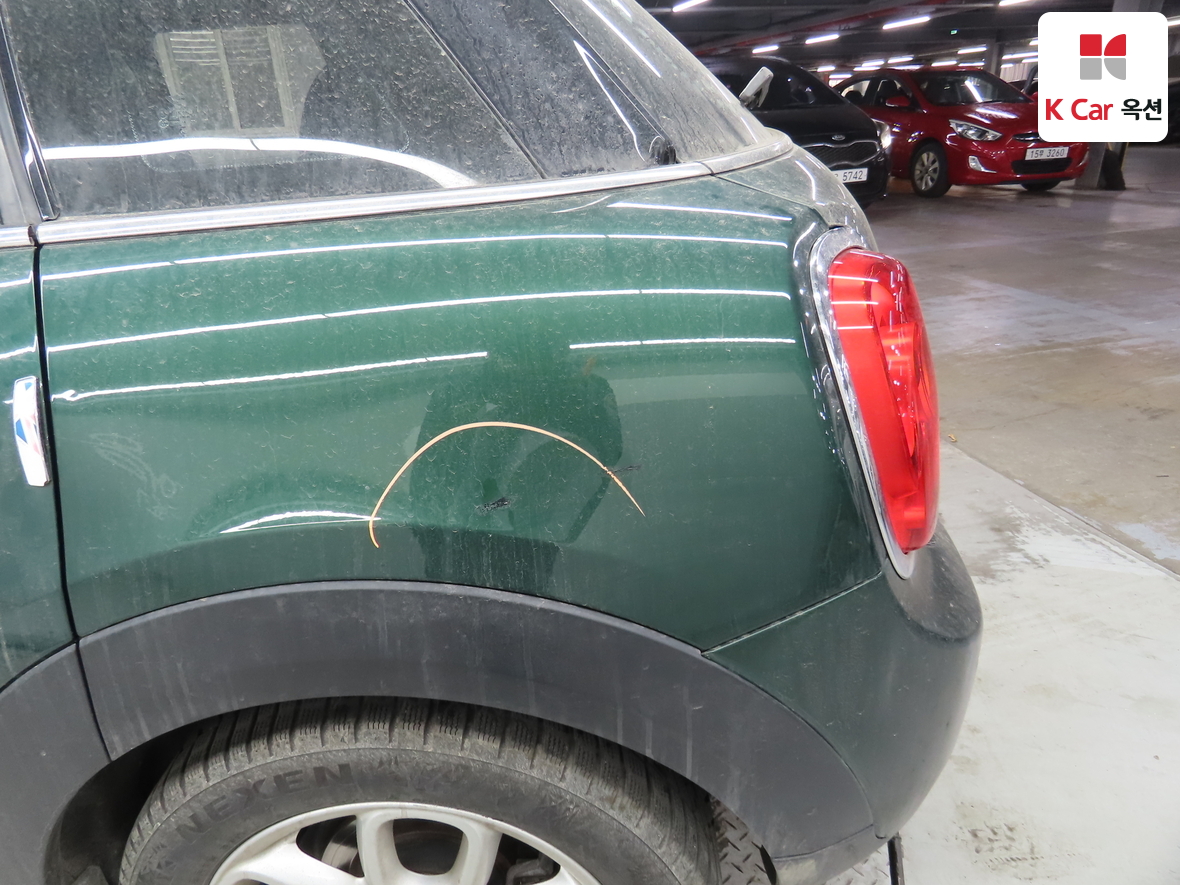 BMW MINI 2018 - Image 39