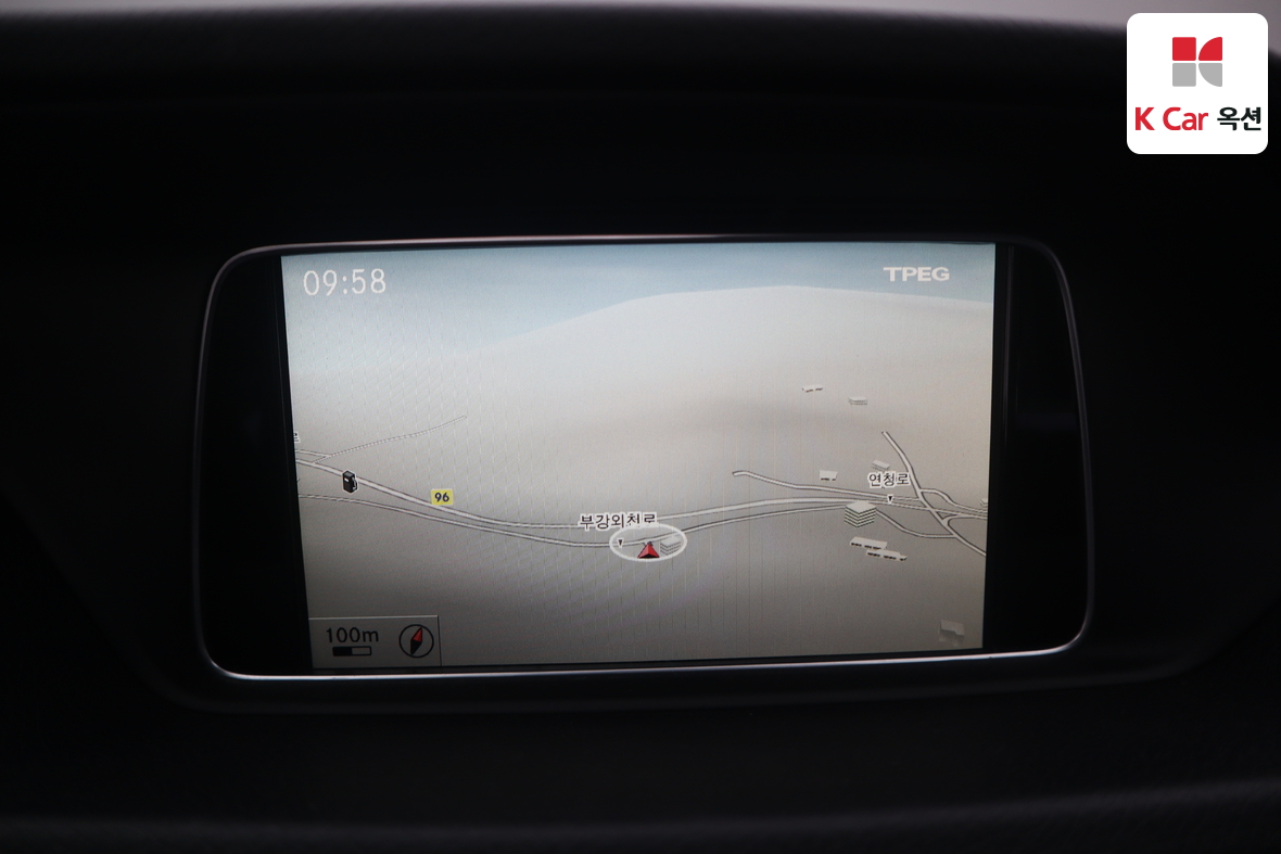 Mercedes-Benz E-Class 2014 - Image 15