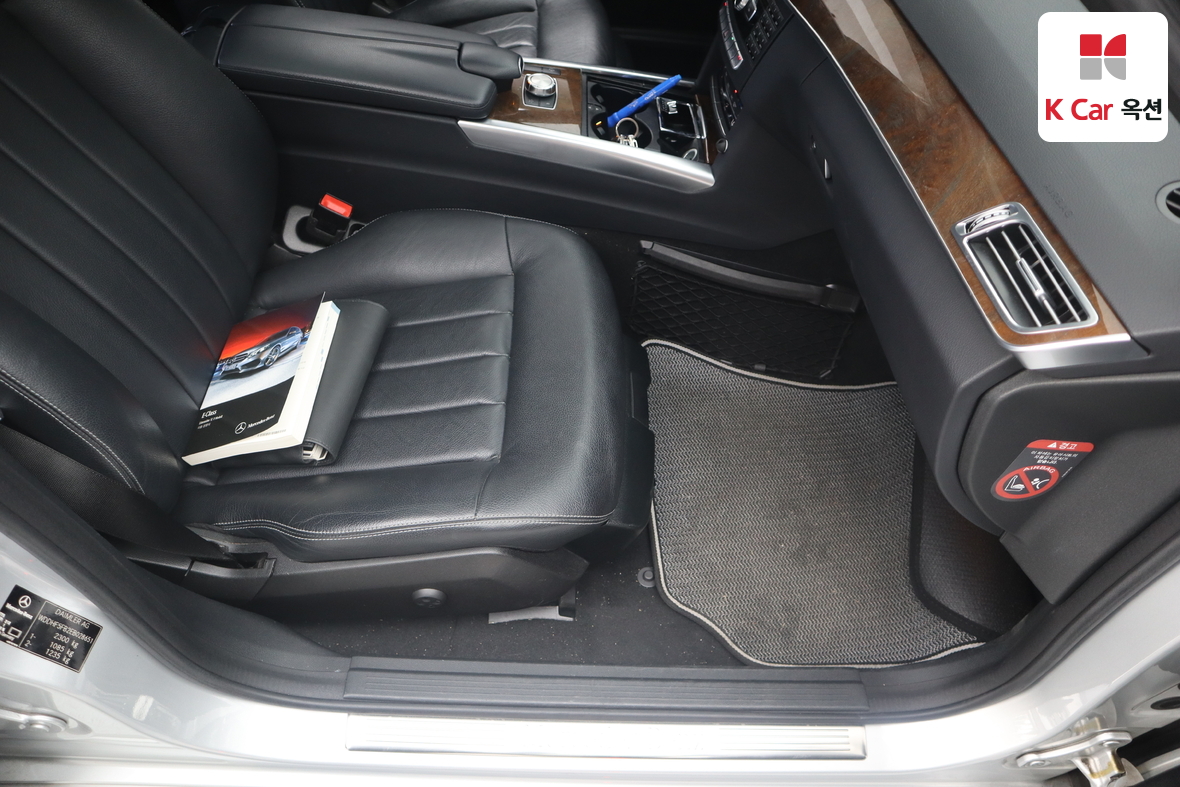 Mercedes-Benz E-Class 2014 - Image 33