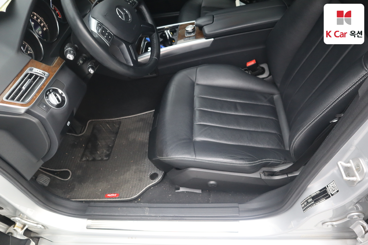 Mercedes-Benz E-Class 2014 - Image 22