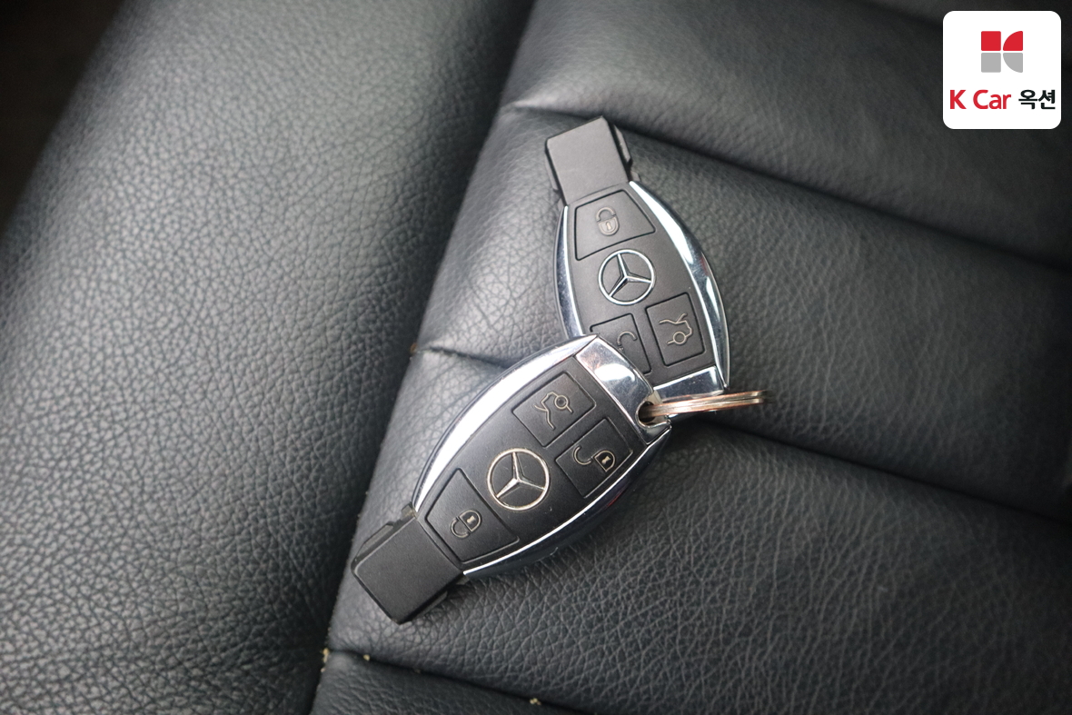 Mercedes-Benz E-Class 2014 - Image 19