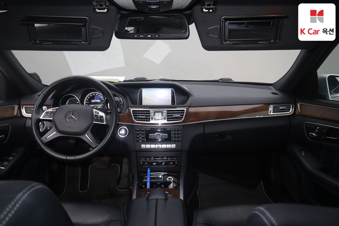 Mercedes-Benz E-Class 2014 - Image 3