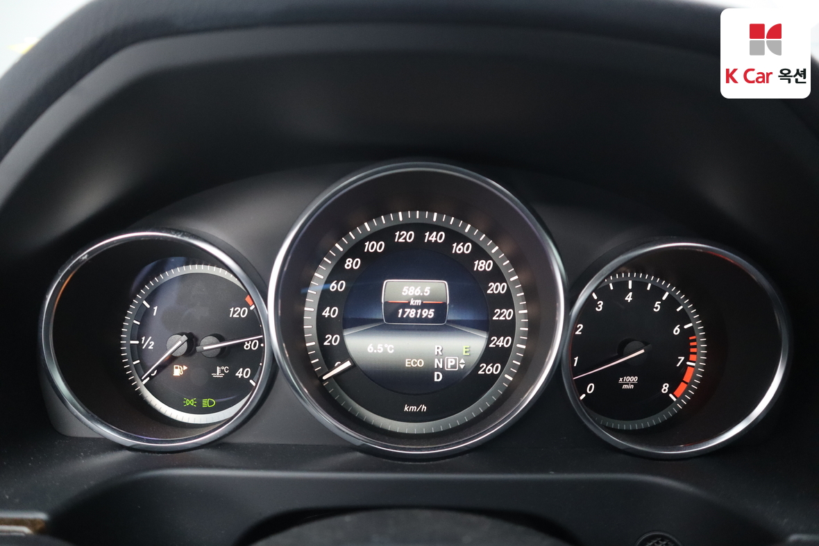 Mercedes-Benz E-Class 2014 - Image 5