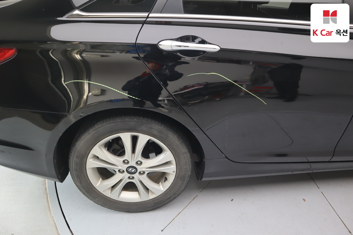 هيونداي سوناتا 2012 - صورة 33