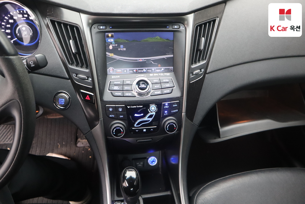 هيونداي سوناتا 2012 - صورة 6