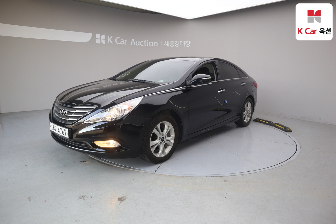 هيونداي سوناتا 2012 - صورة 1