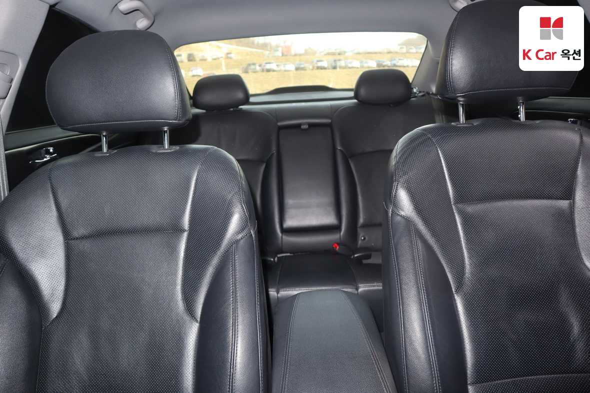 هيونداي سوناتا 2012 - صورة 18