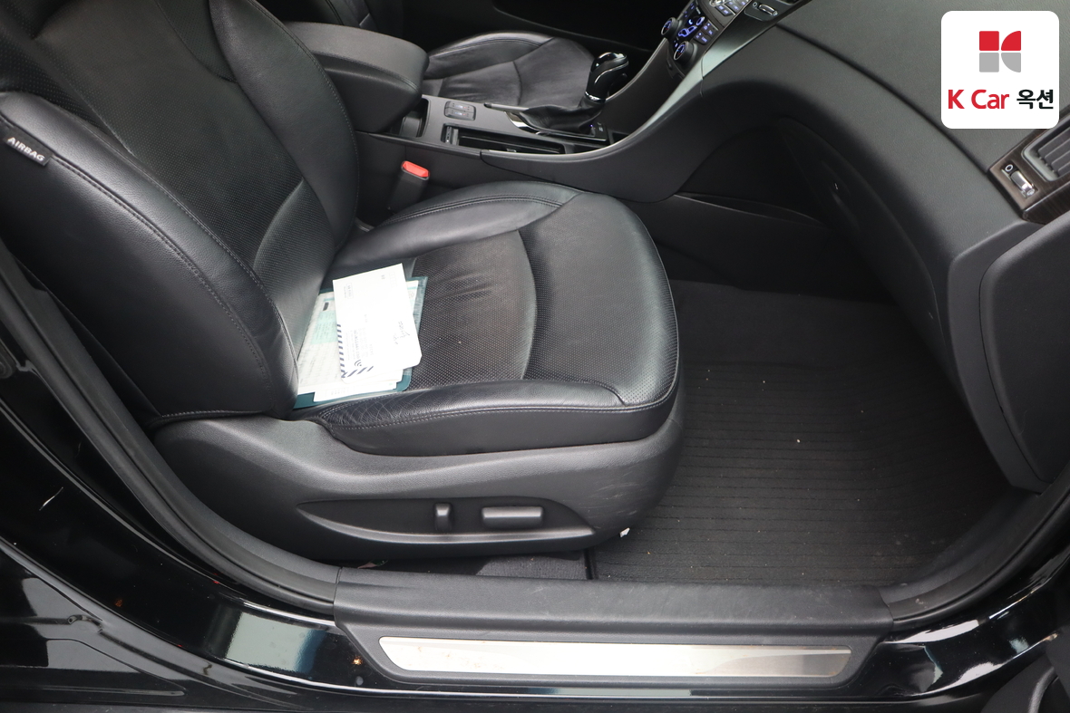 هيونداي سوناتا 2012 - صورة 28