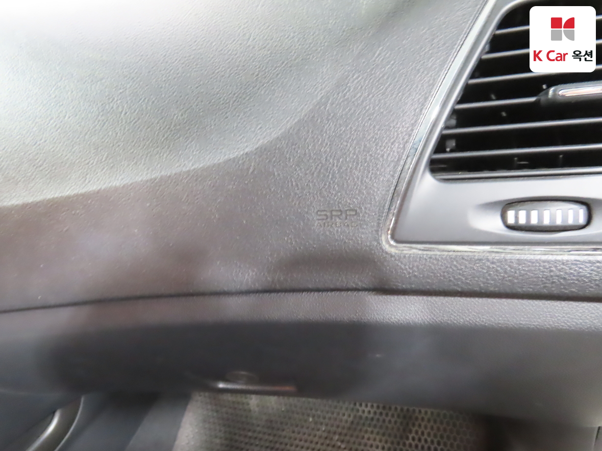 Renault Samsung SM7 2012 - Image 32