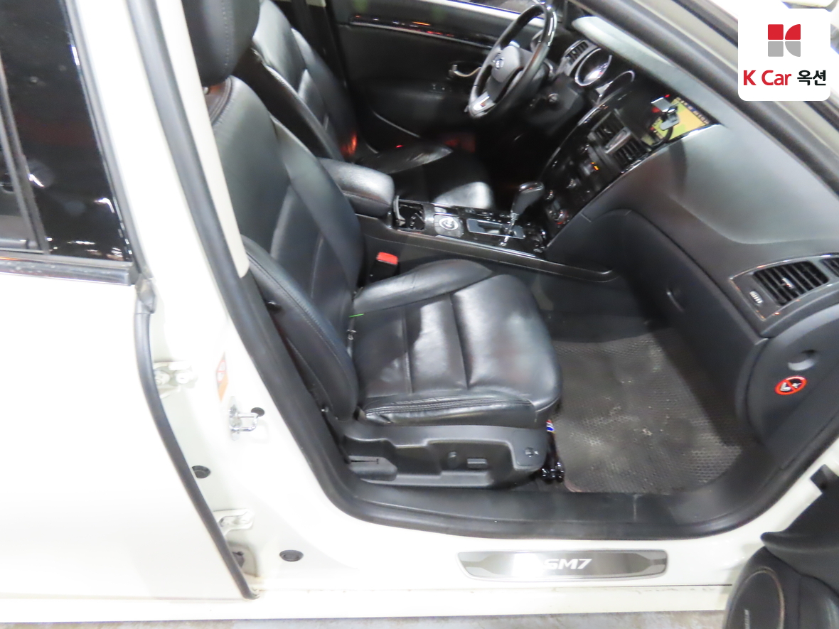 Renault Samsung SM7 2012 - Image 31