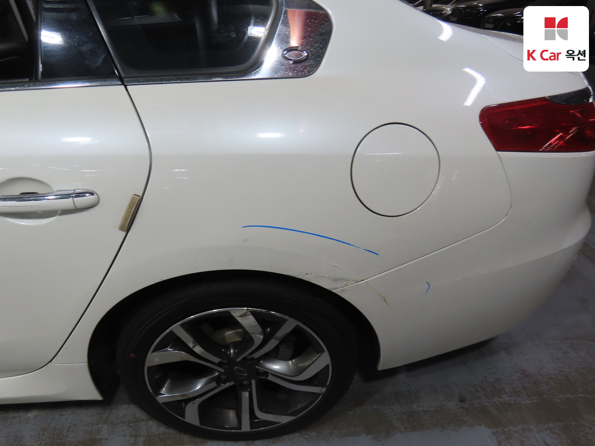 Renault Samsung SM7 2012 - Image 39