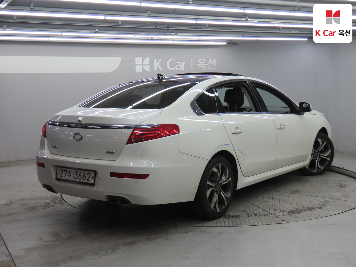 Renault Samsung SM7 2012 - Image 2