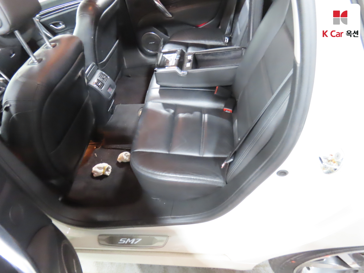 Renault Samsung SM7 2012 - Image 25