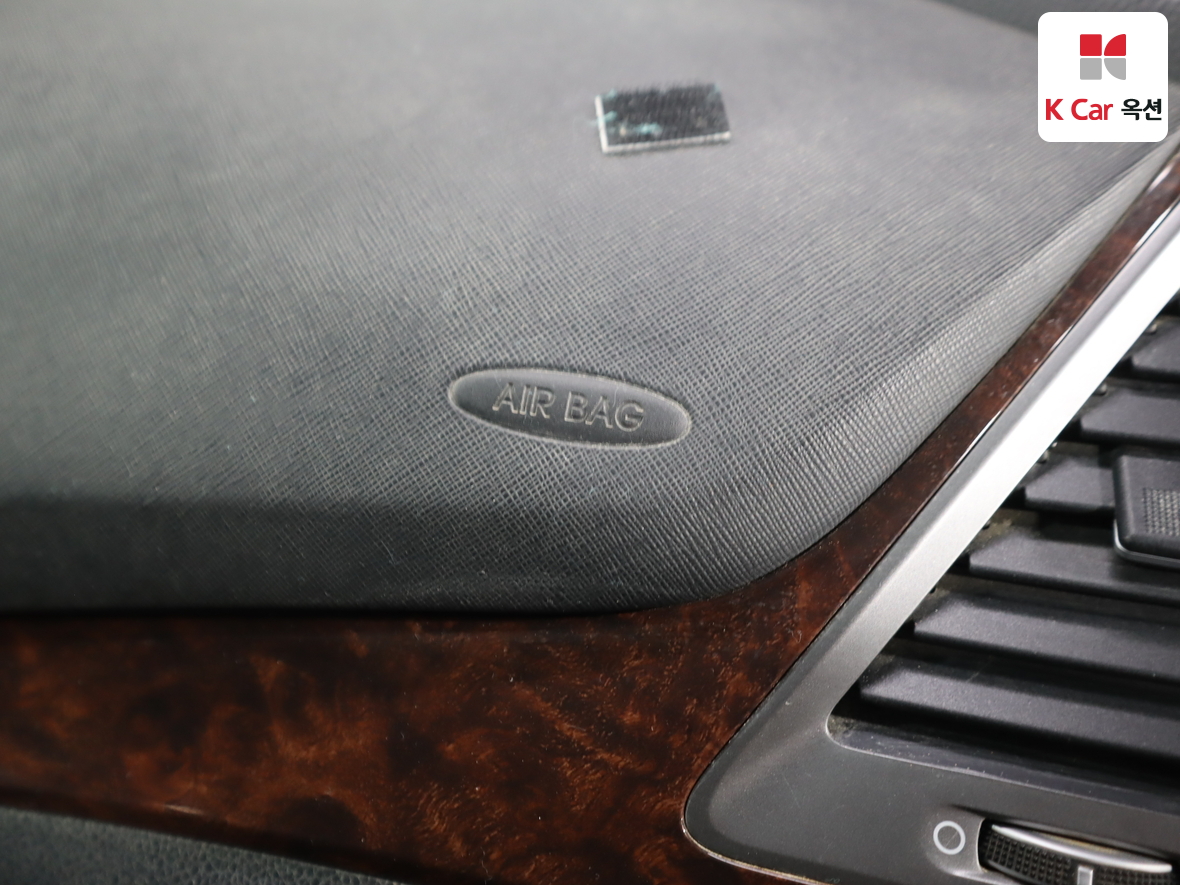 Hyundai Santa Fe 2016 - Image 32