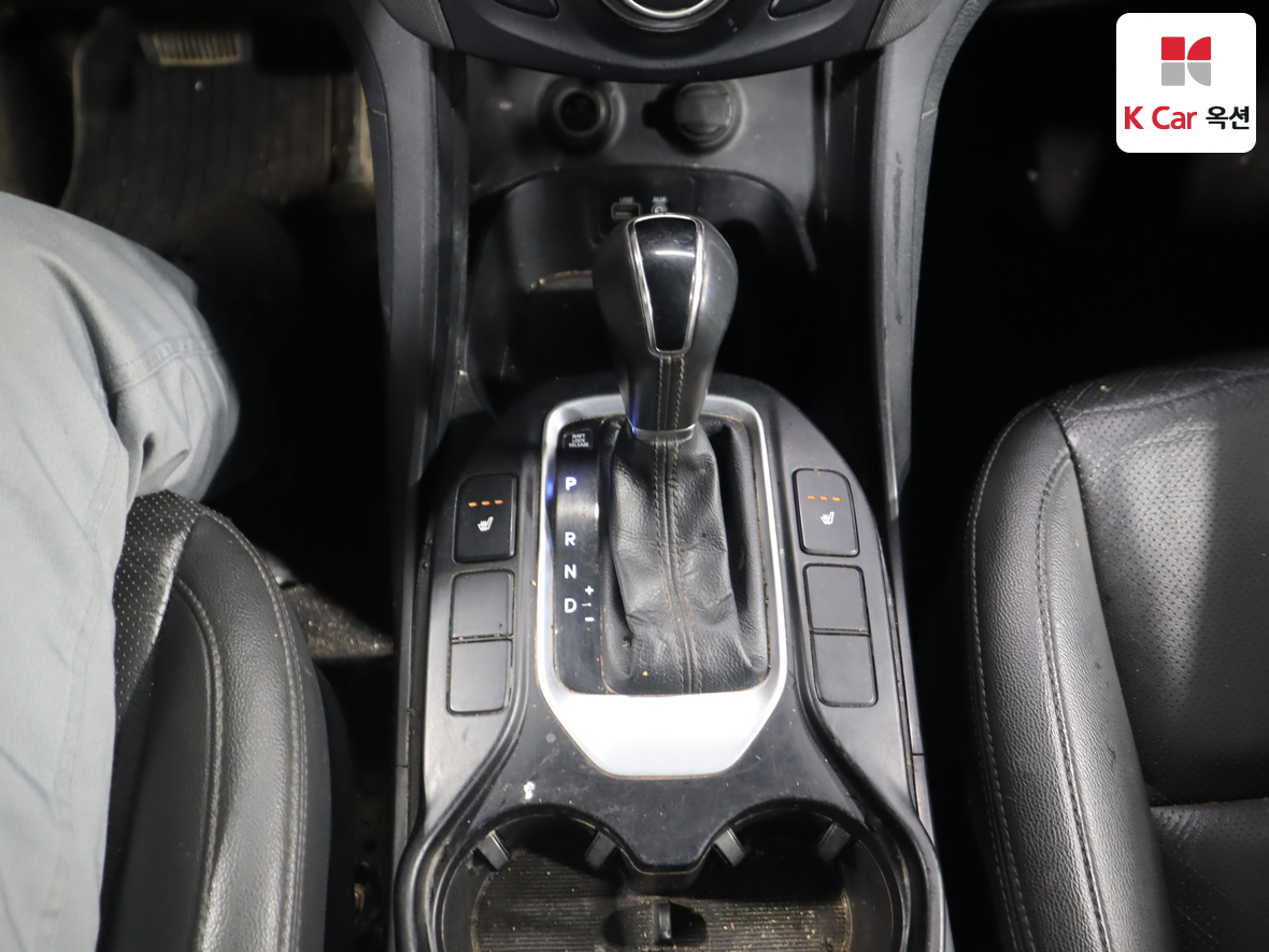 Hyundai Santa Fe 2016 - Image 16