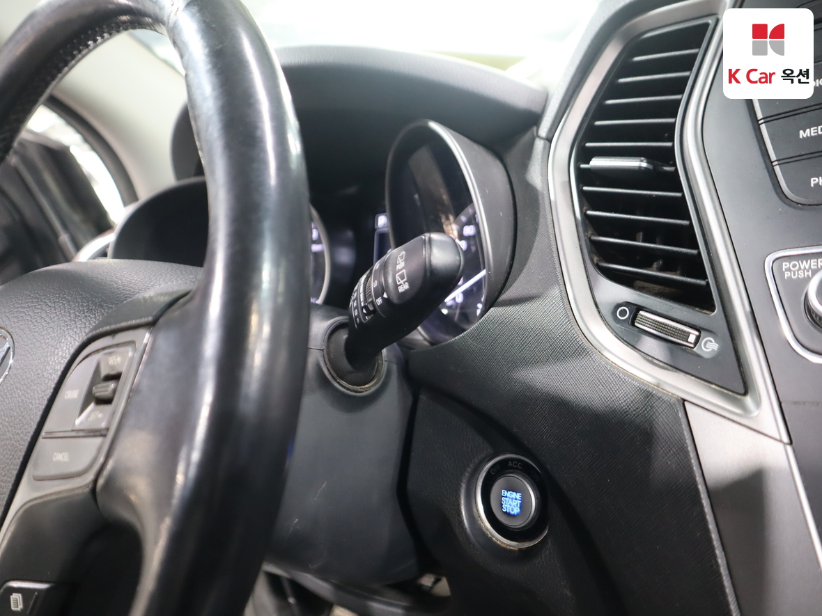 Hyundai Santa Fe 2016 - Image 11