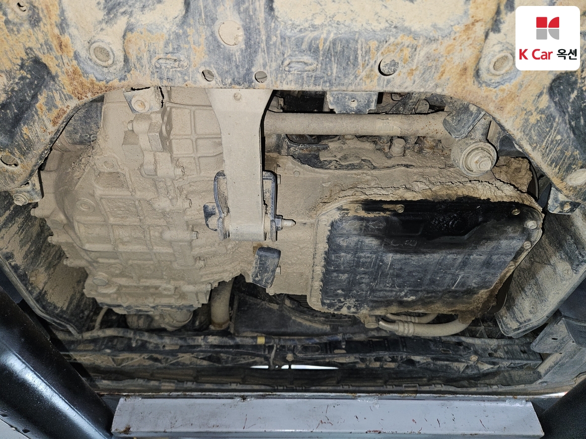 Hyundai Santa Fe 2016 - Image 48