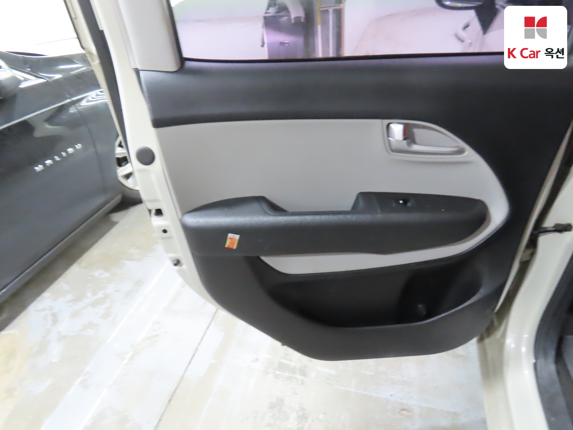 Kia Ray 2016 - Image 21