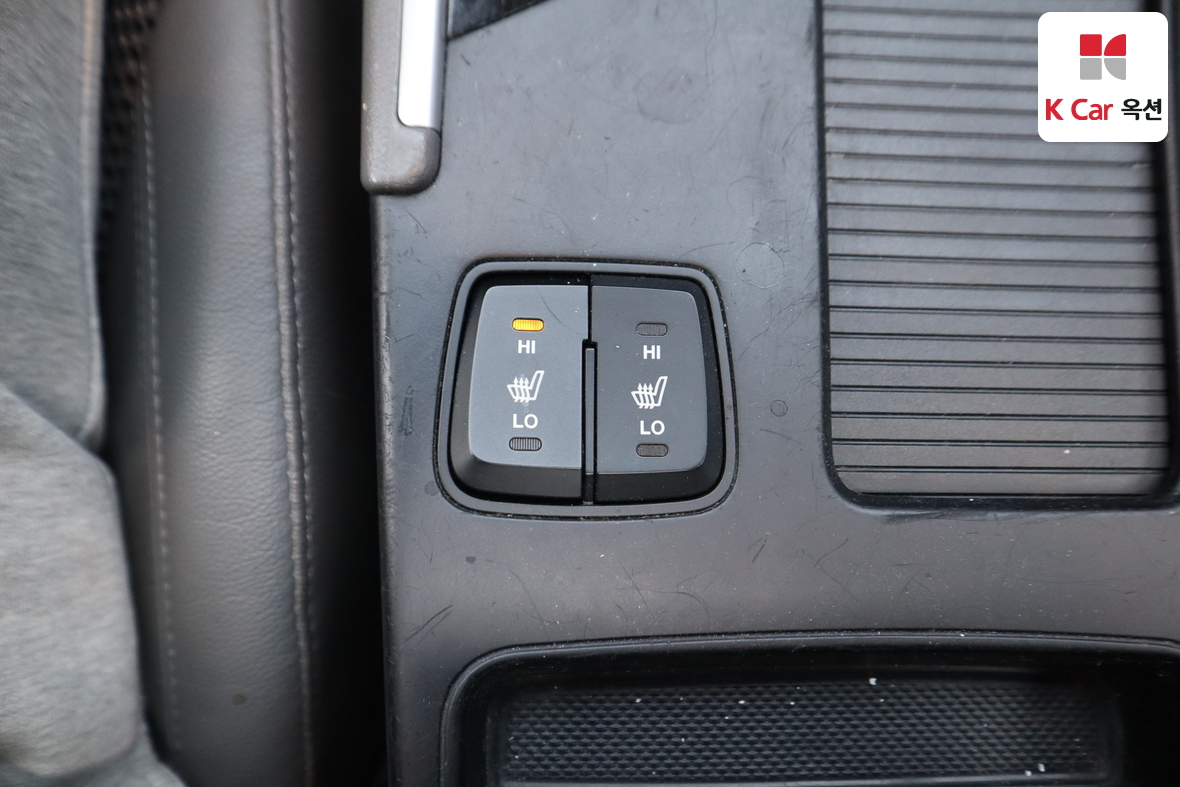 Hyundai Sonata 2011 - Image 18