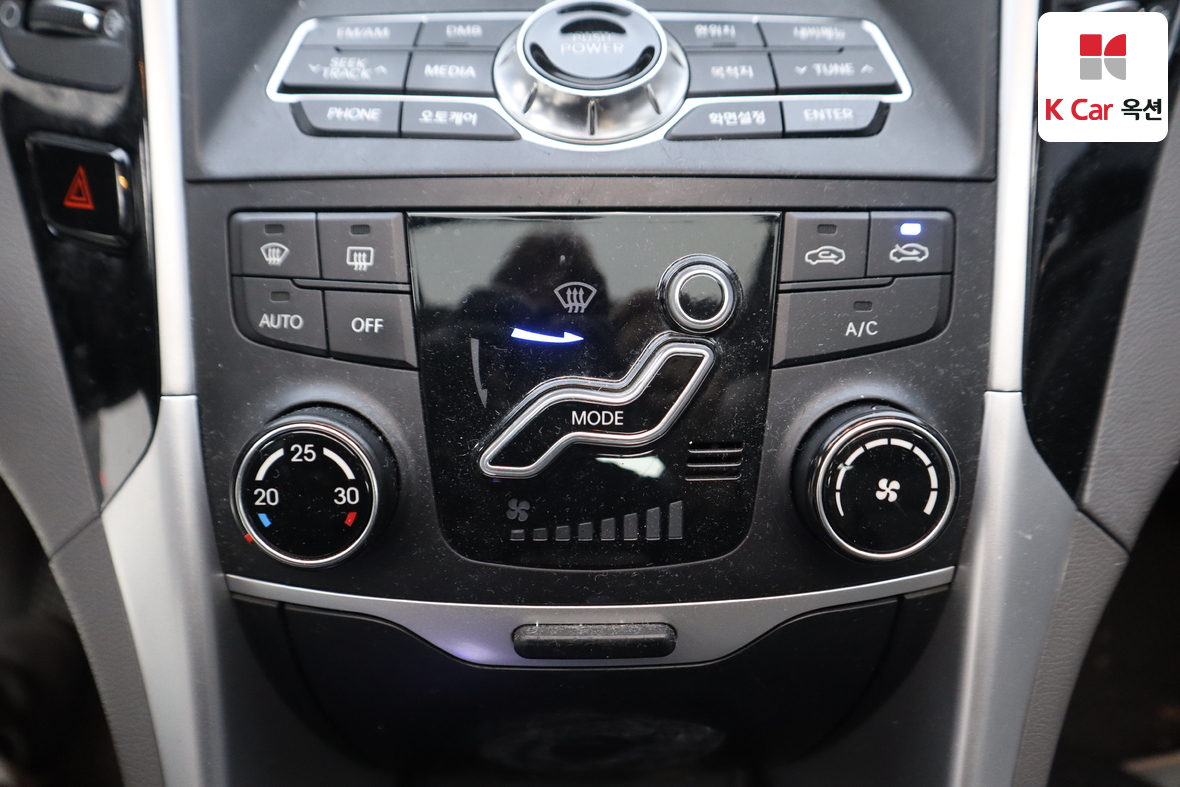 Hyundai Sonata 2011 - Image 16