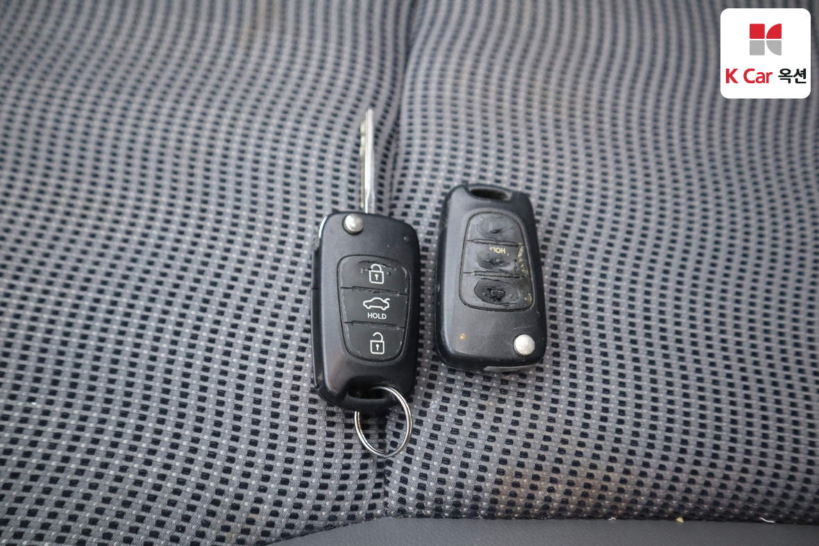 Hyundai Sonata 2011 - Image 19