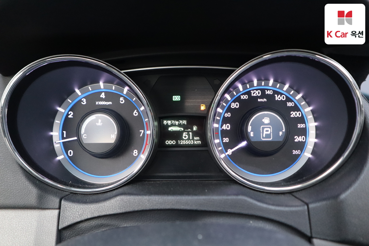 Hyundai Sonata 2011 - Image 5