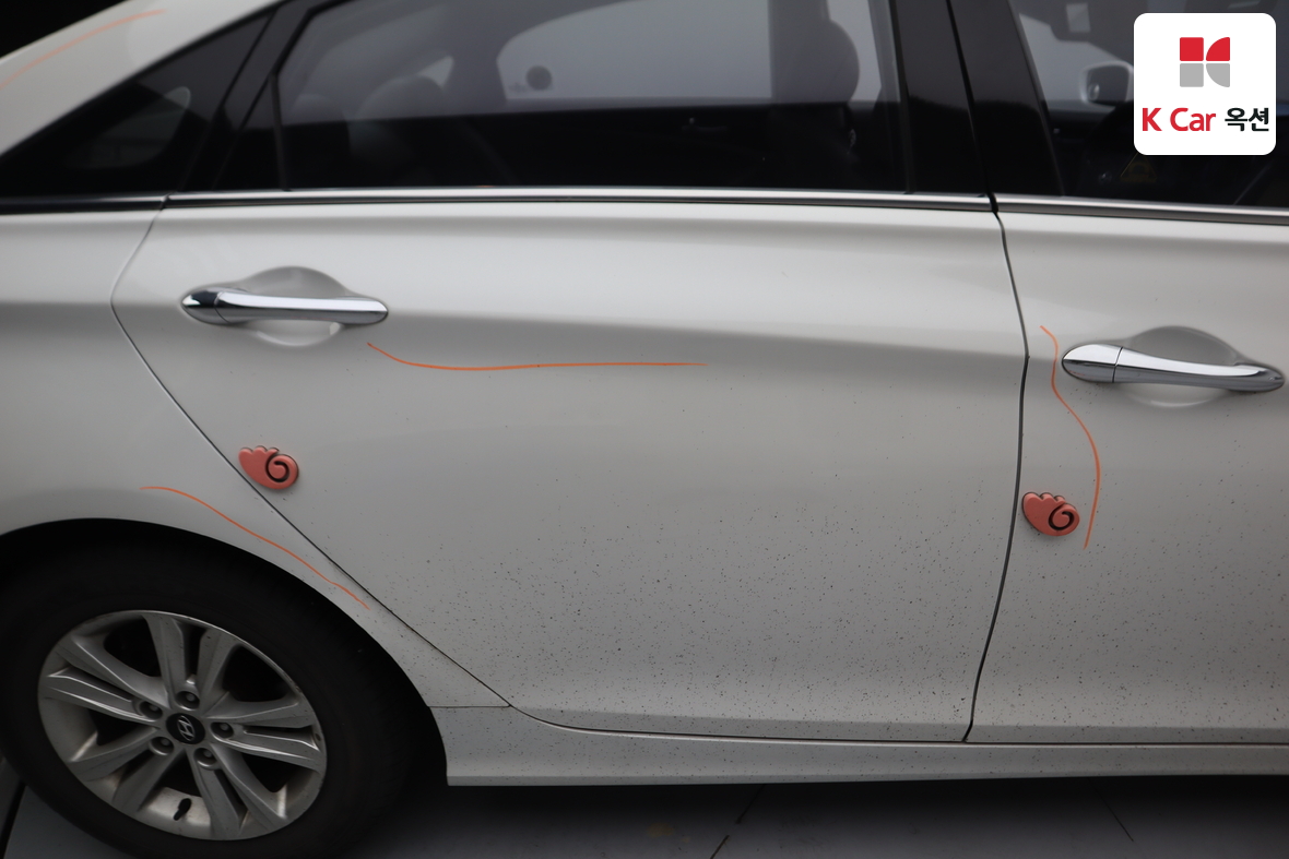 Hyundai Sonata 2011 - Image 40