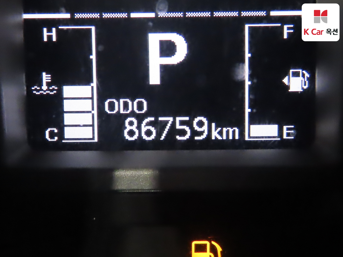 KG Mobility Tivoli 2016 - Image 4