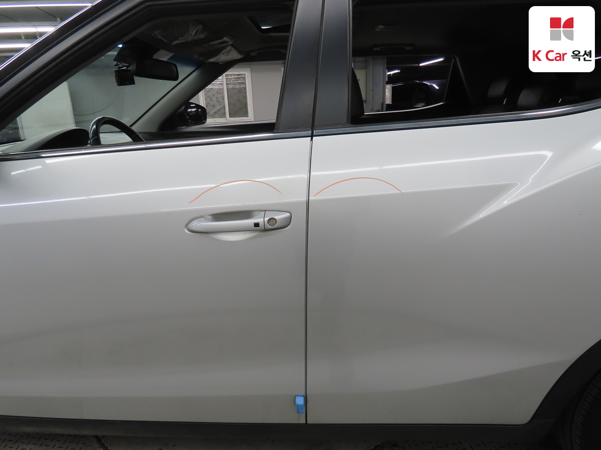 KG Mobility Tivoli 2016 - Image 38