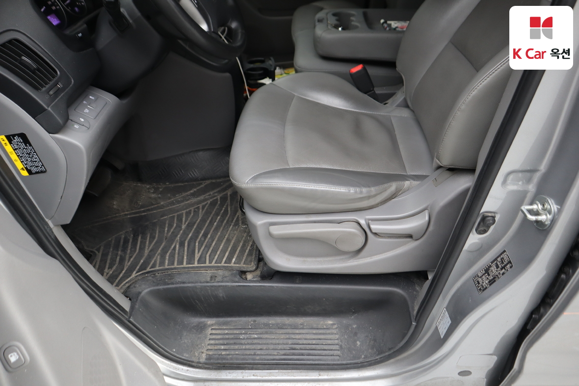 Hyundai Grand Starex 2020 - Image 18