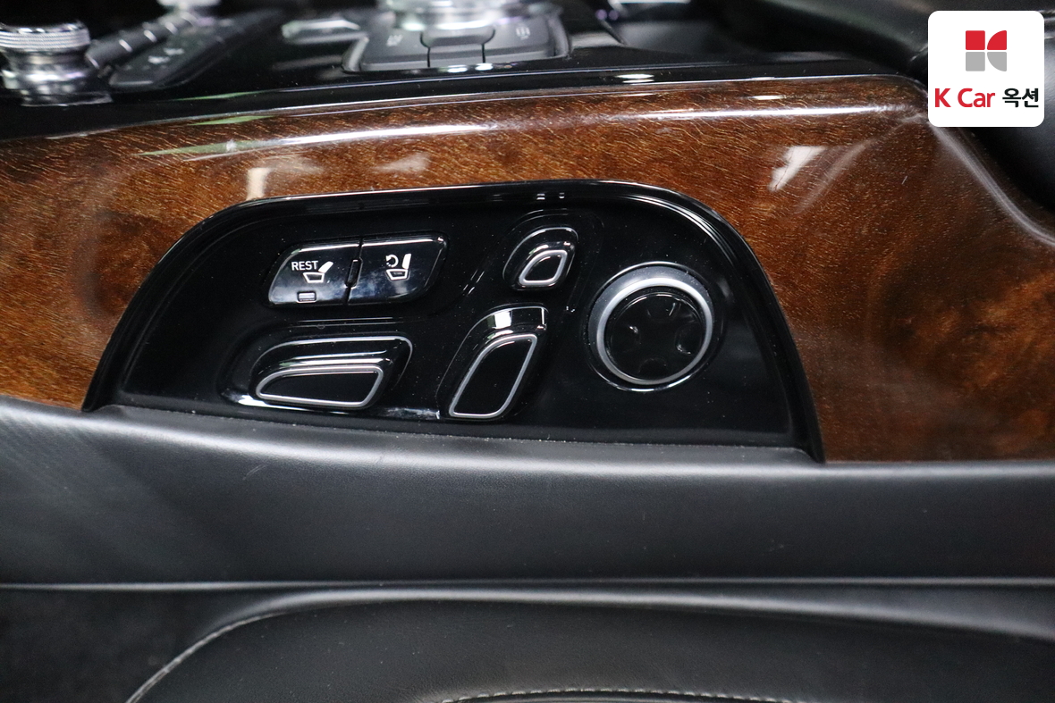 Hyundai Genesis EQ900 2016 - Image 25