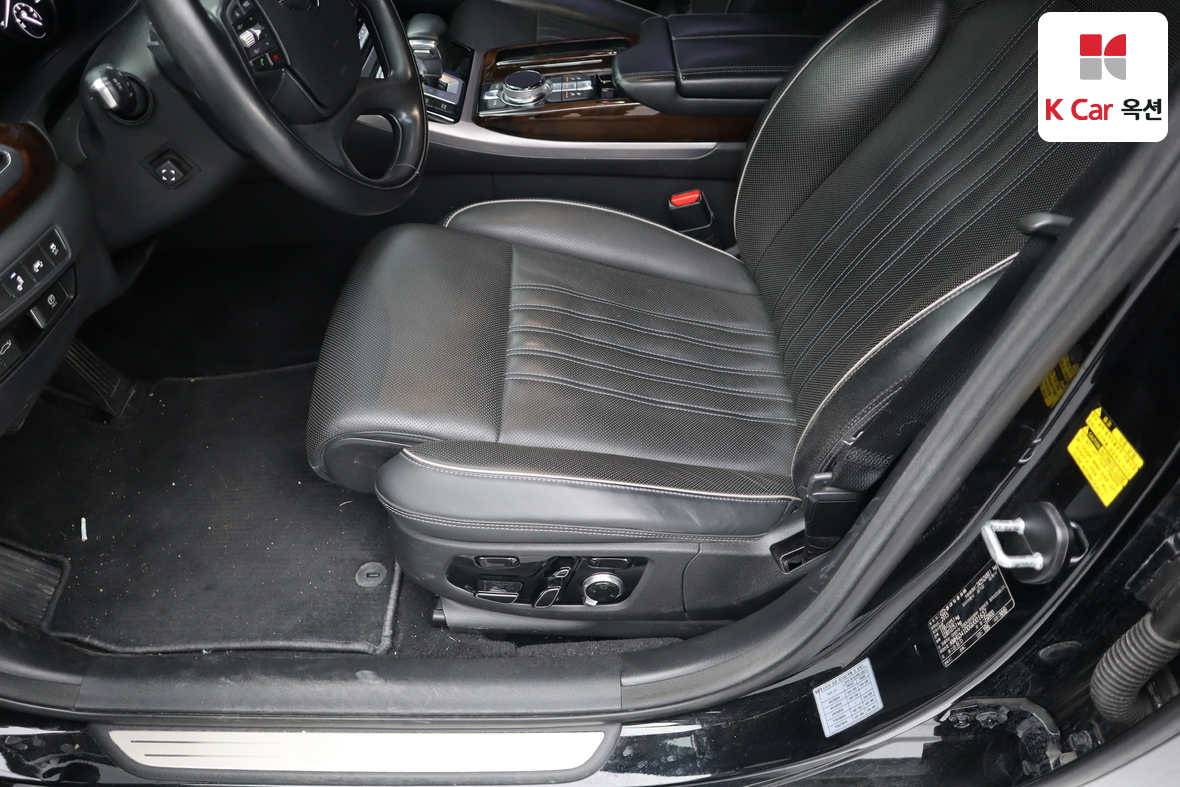 Hyundai Genesis EQ900 2016 - Image 20