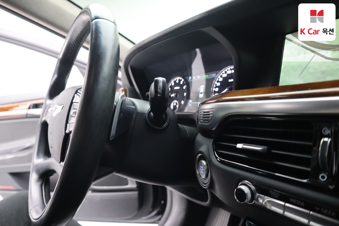 Hyundai Genesis EQ900 2016 - Image 11