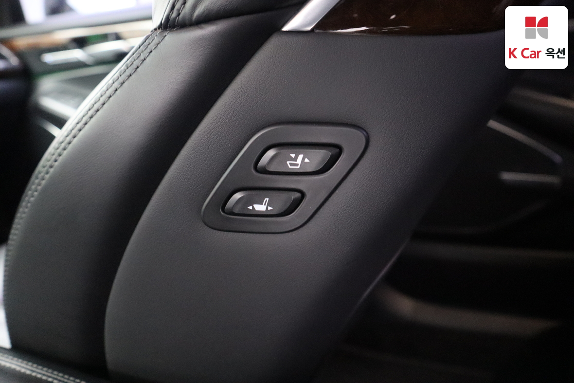 Hyundai Genesis EQ900 2016 - Image 36