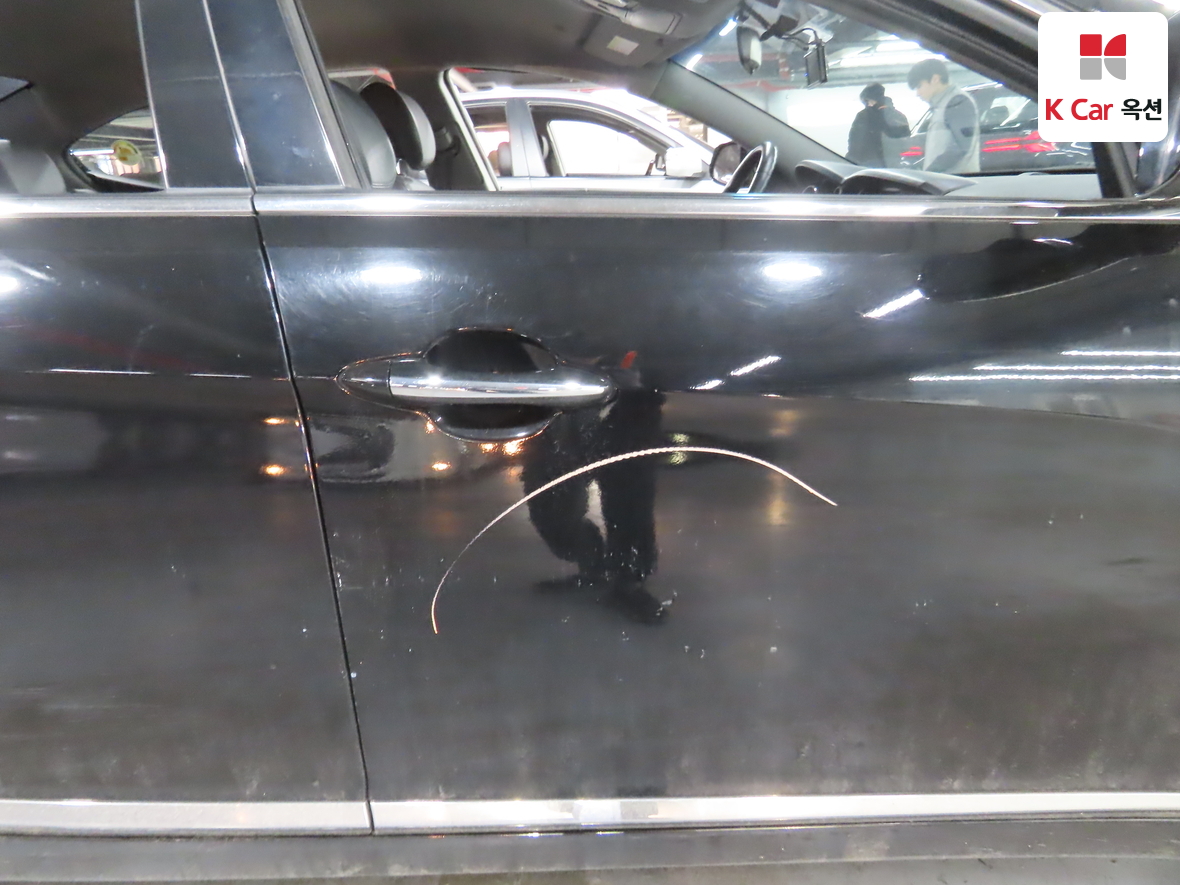 Kia K7 2010 - Image 39