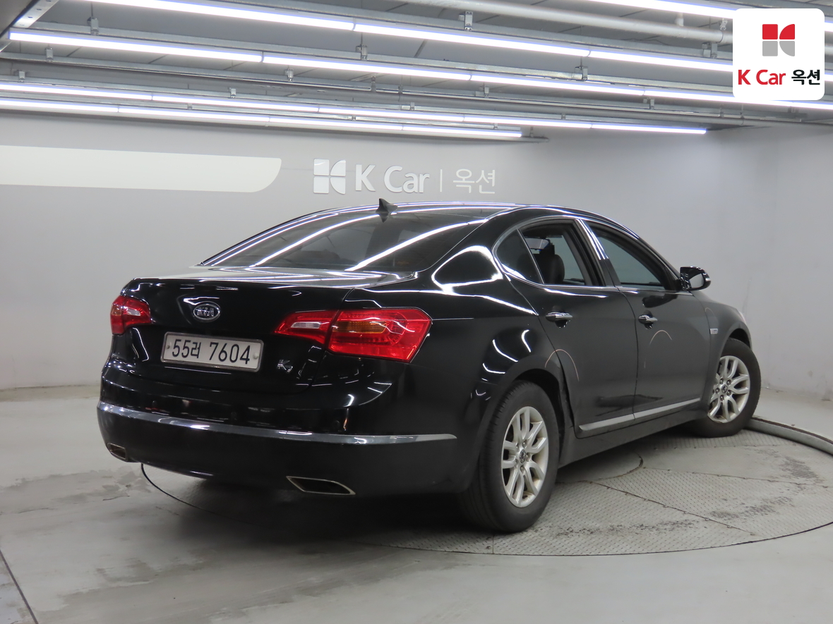 Kia K7 2010 - Image 2