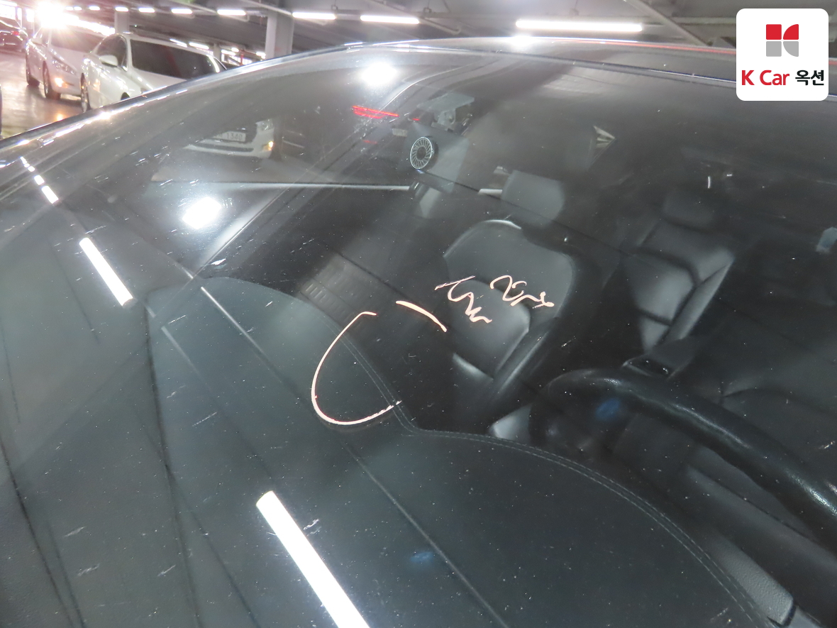 Kia K7 2010 - Image 33