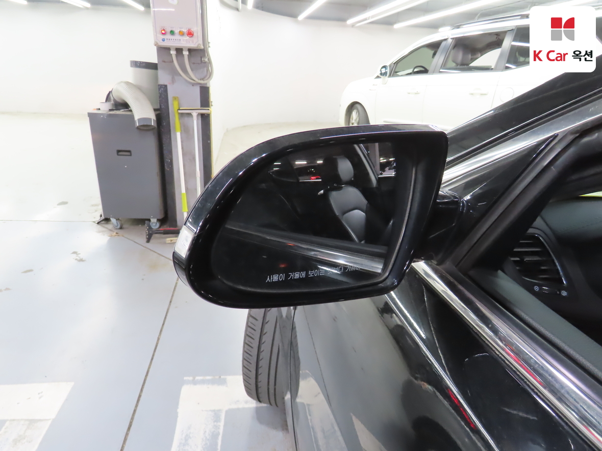 Kia K7 2010 - Image 20