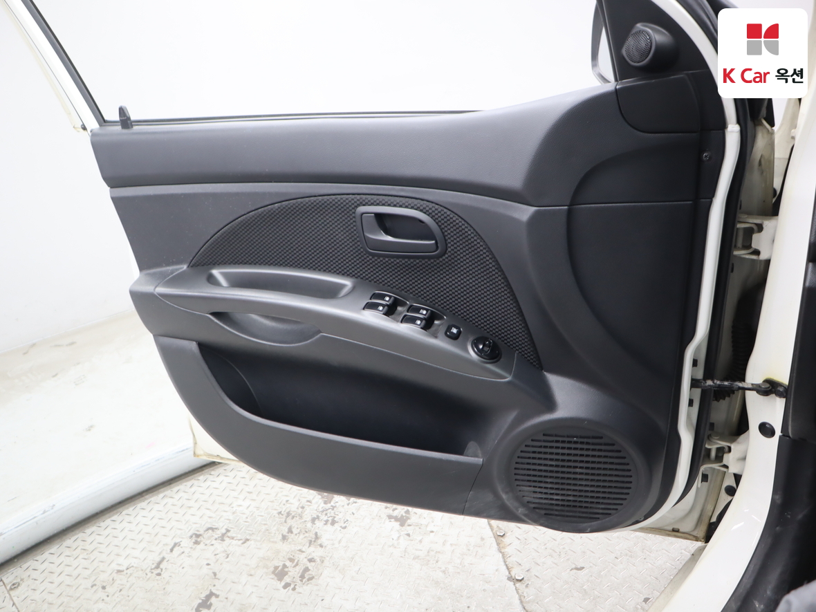 كيا مورنينج 2011 - صورة 8