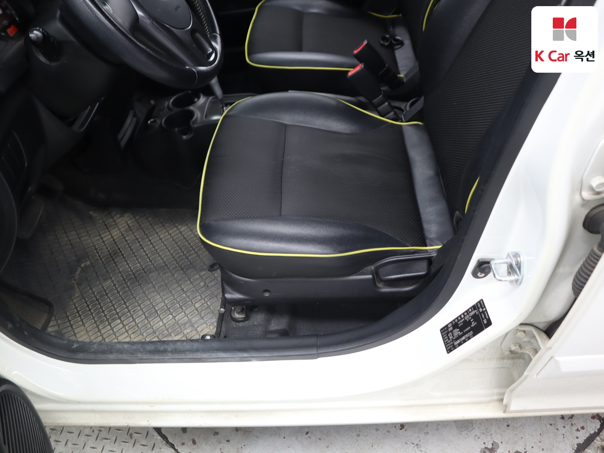 كيا مورنينج 2011 - صورة 17